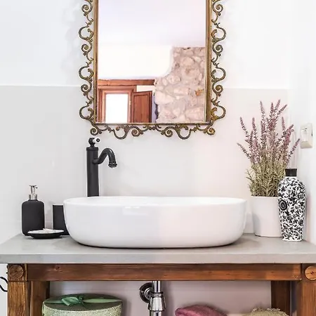 Porta Soprana Bed & Breakfast *